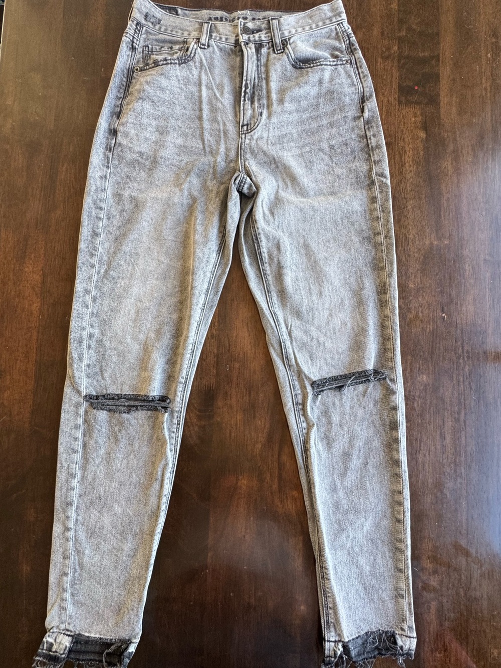 American Eagle Outfitters “Mom” Jeans High Rise - Size 2 Long